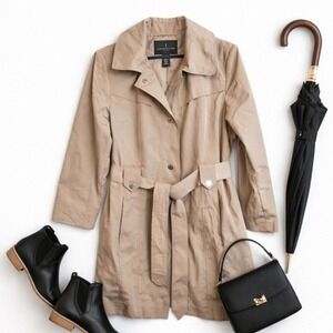 London Fog Tan Khaki Trench Coat Medium Belted Classic Snap Front Timeless Chic